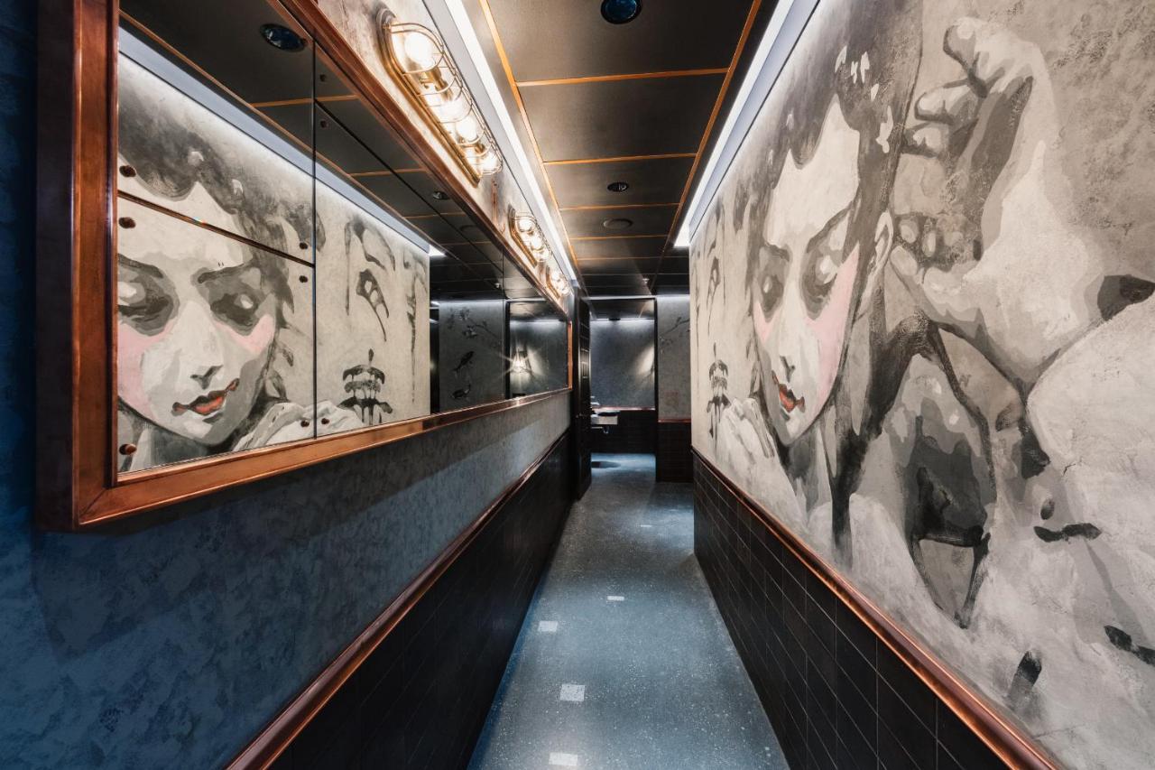 พาราด็อกซ์ โฮเทล แวนคูเวอร์ Hotel ภายนอก รูปภาพ