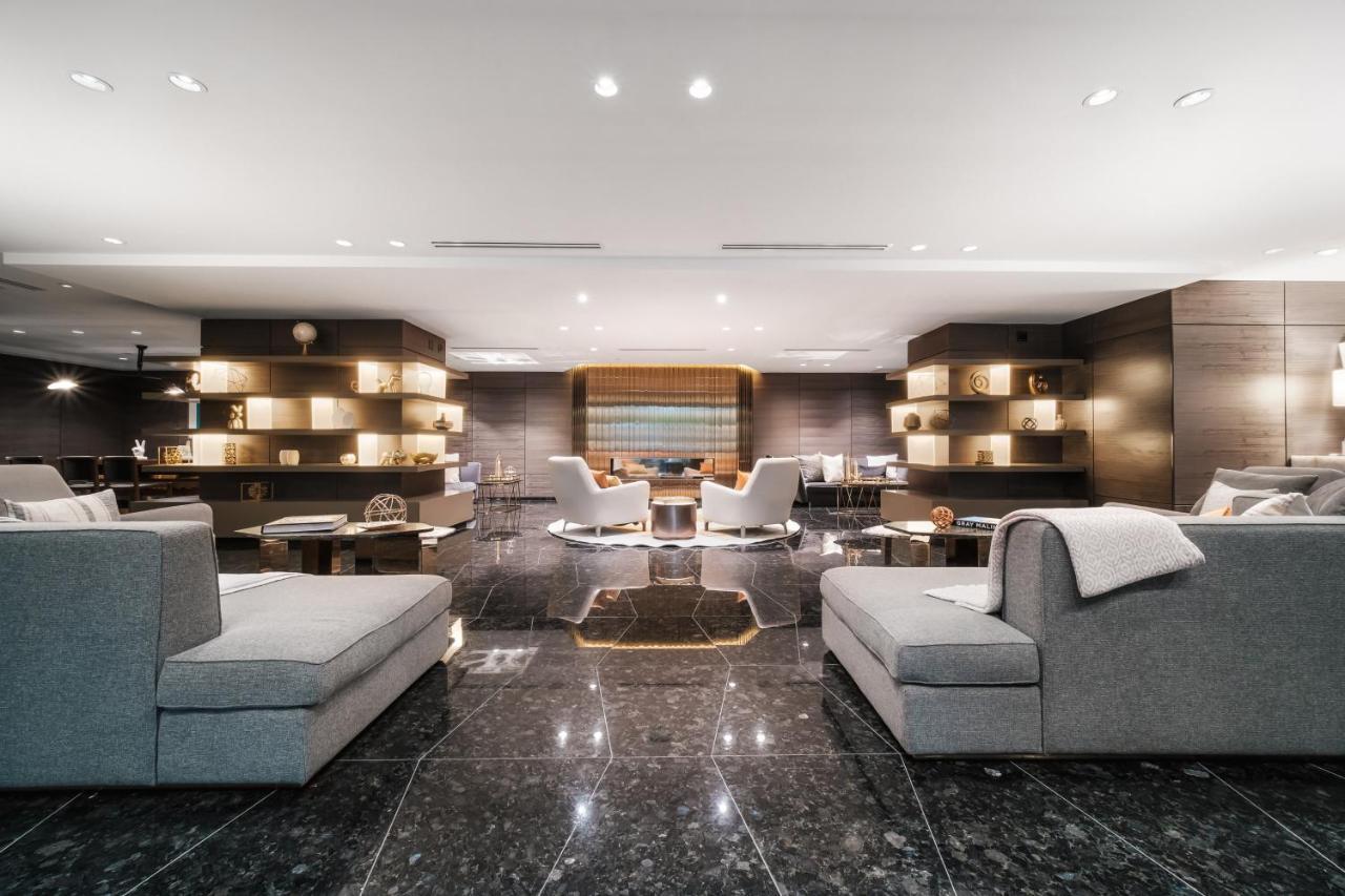 พาราด็อกซ์ โฮเทล แวนคูเวอร์ Hotel ภายนอก รูปภาพ