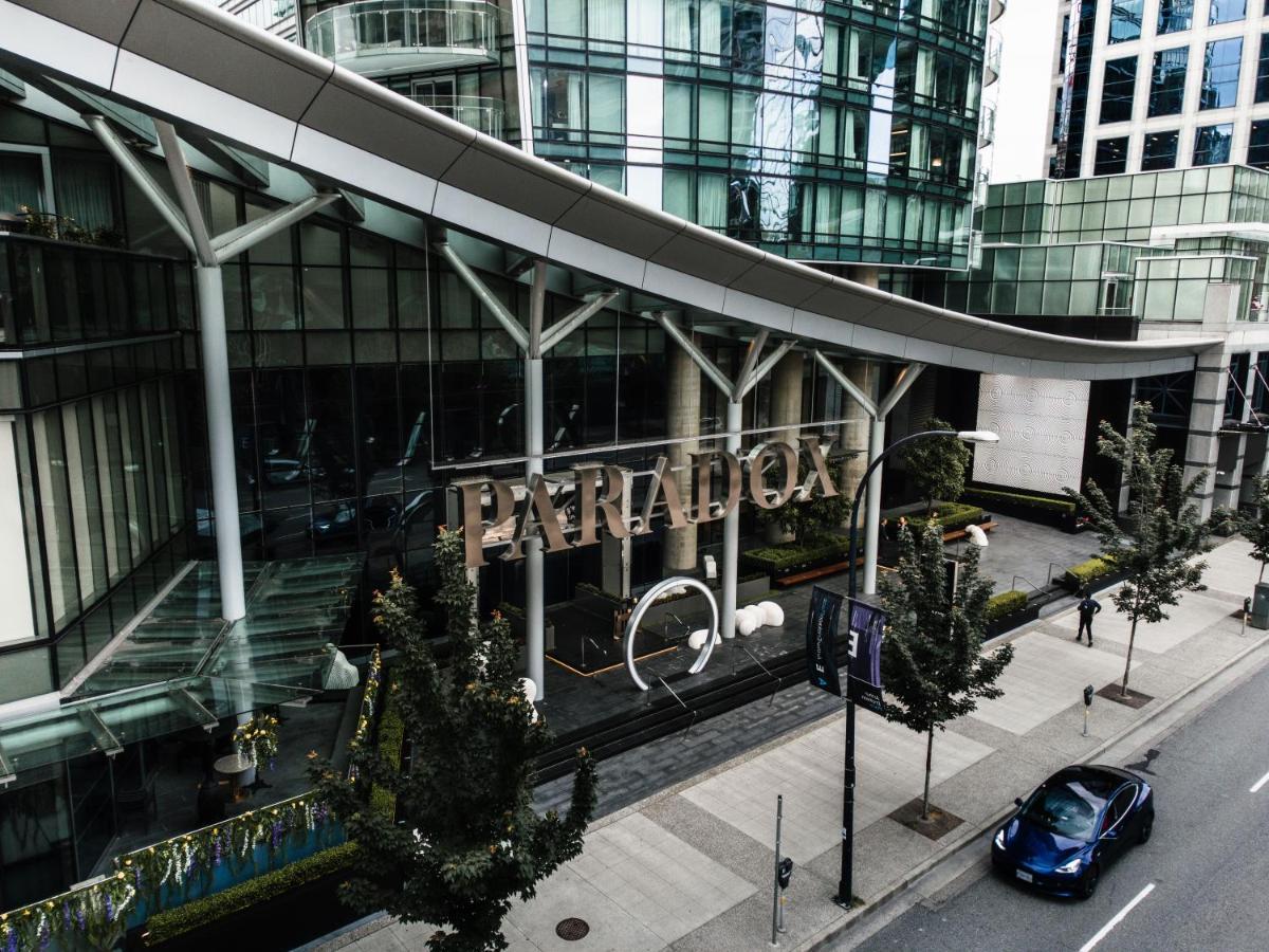 พาราด็อกซ์ โฮเทล แวนคูเวอร์ Hotel ภายนอก รูปภาพ