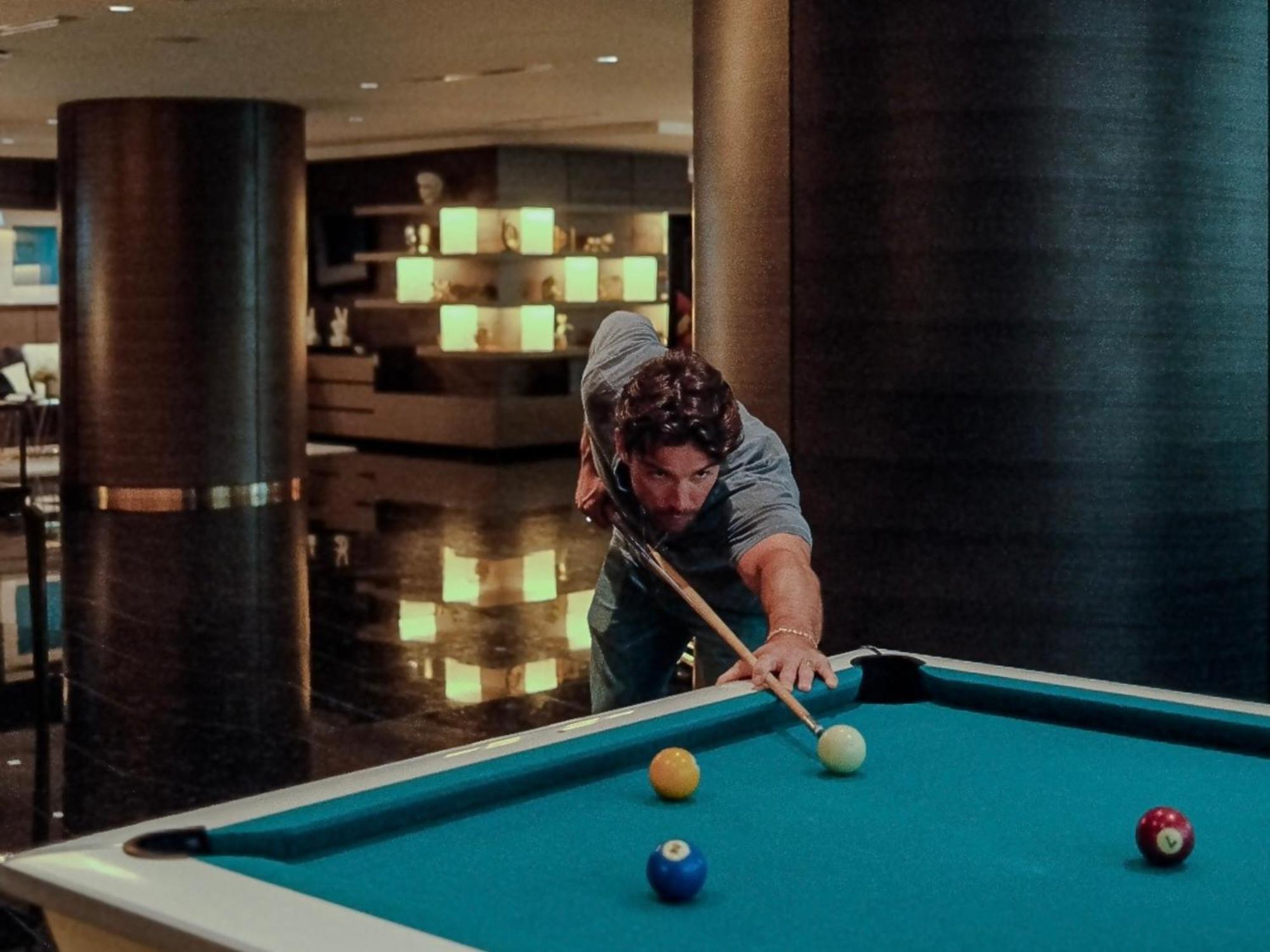 พาราด็อกซ์ โฮเทล แวนคูเวอร์ Hotel ภายนอก รูปภาพ